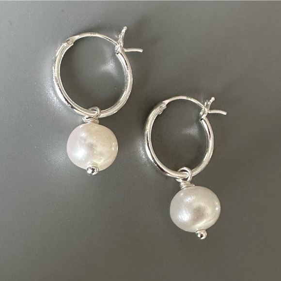 Freshwater Pearl Sterling Silver Huggie Hoop Earrings - Picture 9 of 12